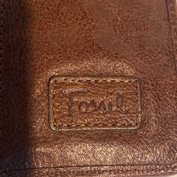 Vintage Fossil Wallet - Picture 5 of 7